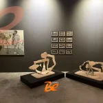 بين ثقافتين